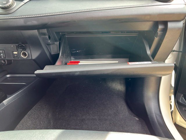 Used 2016 Toyota RAV4 Limited AWD/4WD image 37