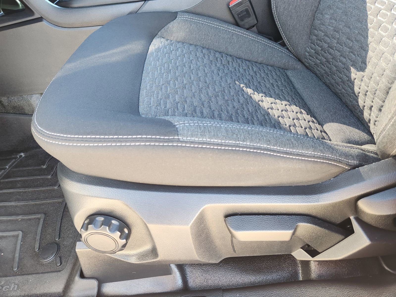 Used 2024 Ford Ranger XL image 26