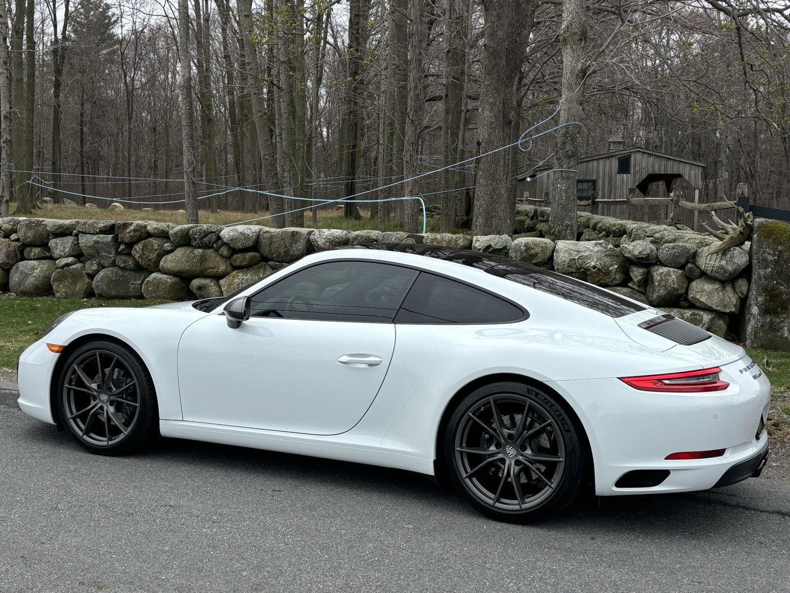 Used 2018 Porsche 911 Carrera T RWD image 15
