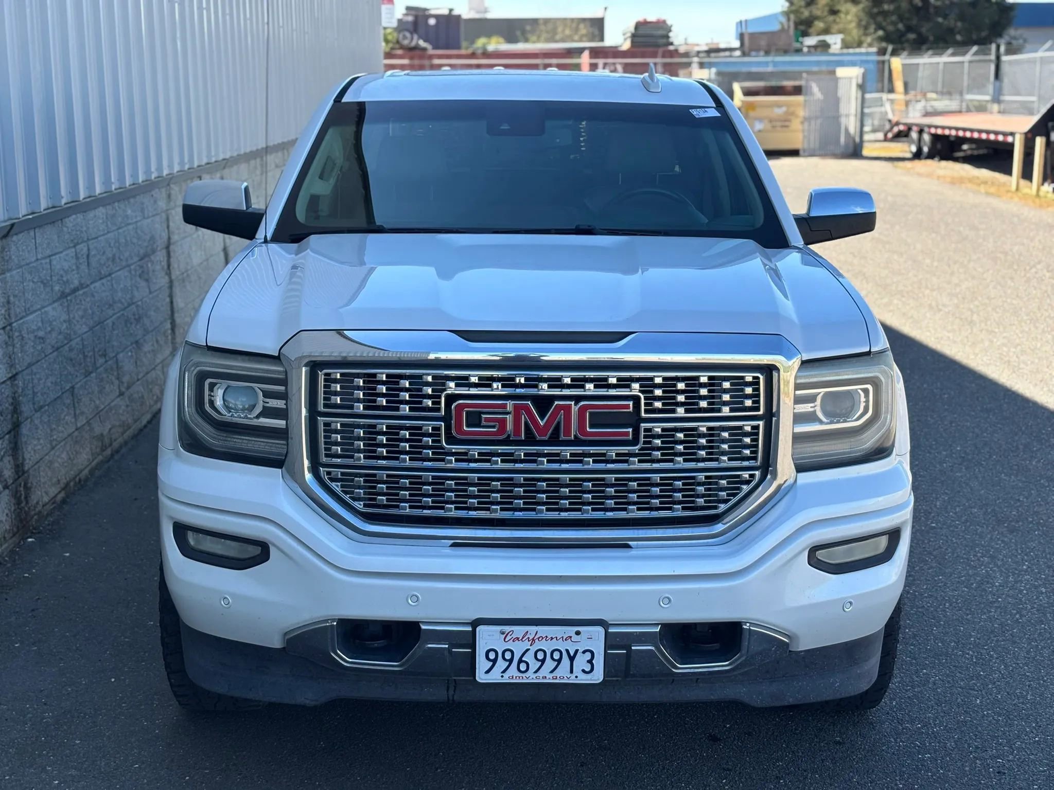 Used 2016 GMC Sierra 1500 Denali w/ Enhanced Driver Alert Package image 8