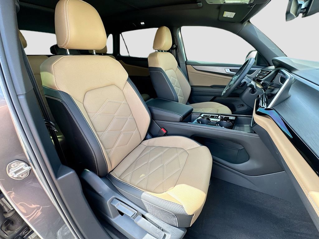 Used 2024 Volkswagen Atlas Cross Sport SE image 36