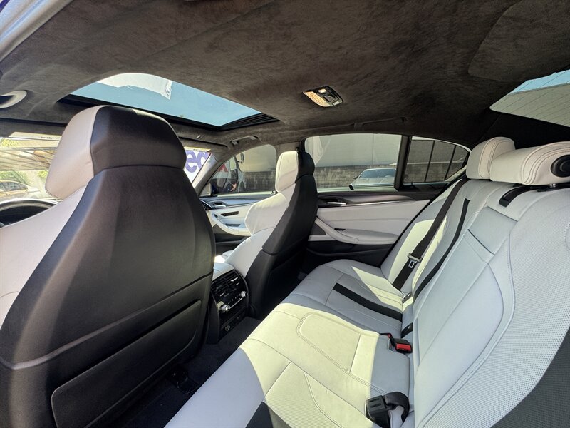 Used 2019 BMW M5 w/ Executive Package AWD/4WD image 32