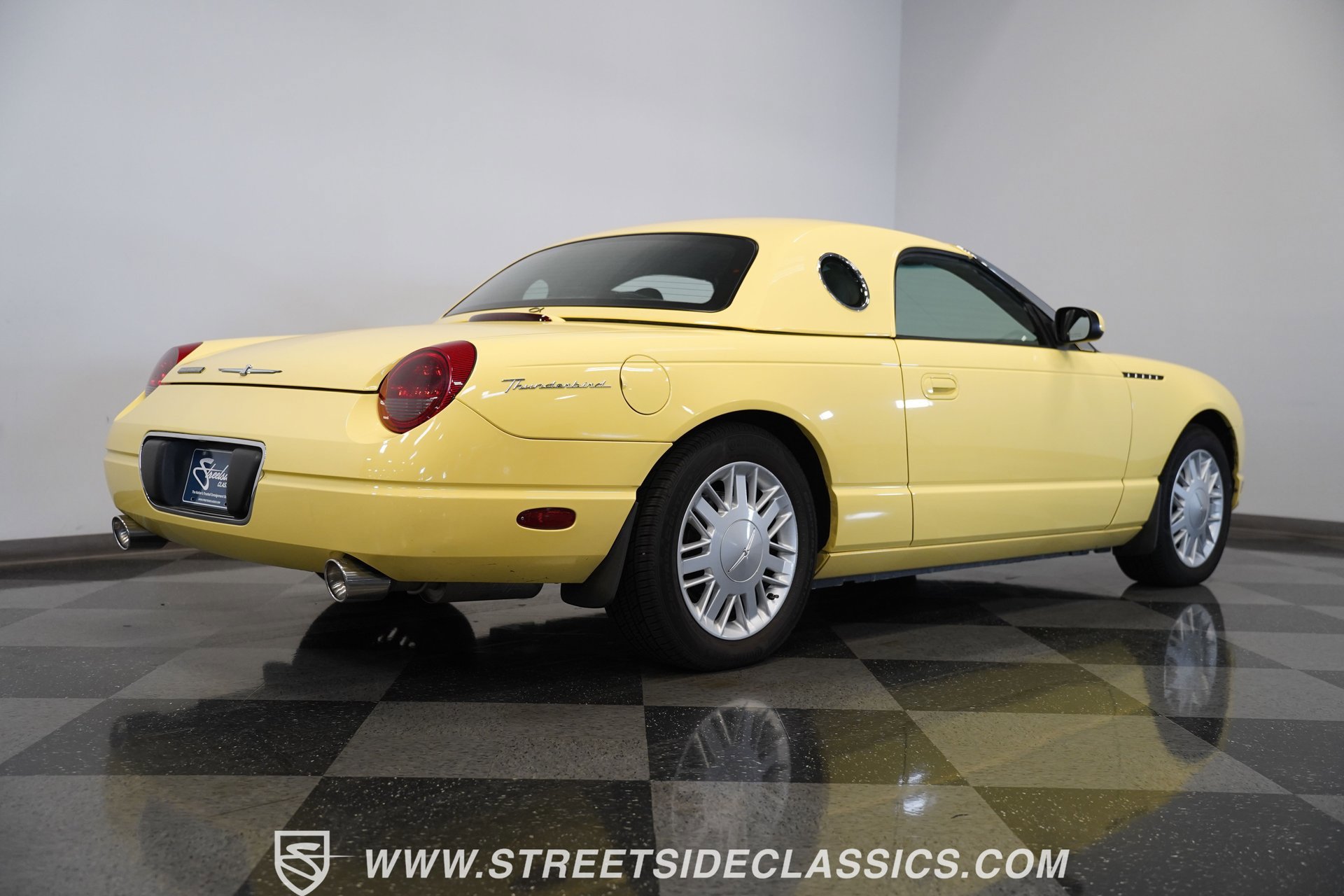 Used 2002 Ford Thunderbird image 14
