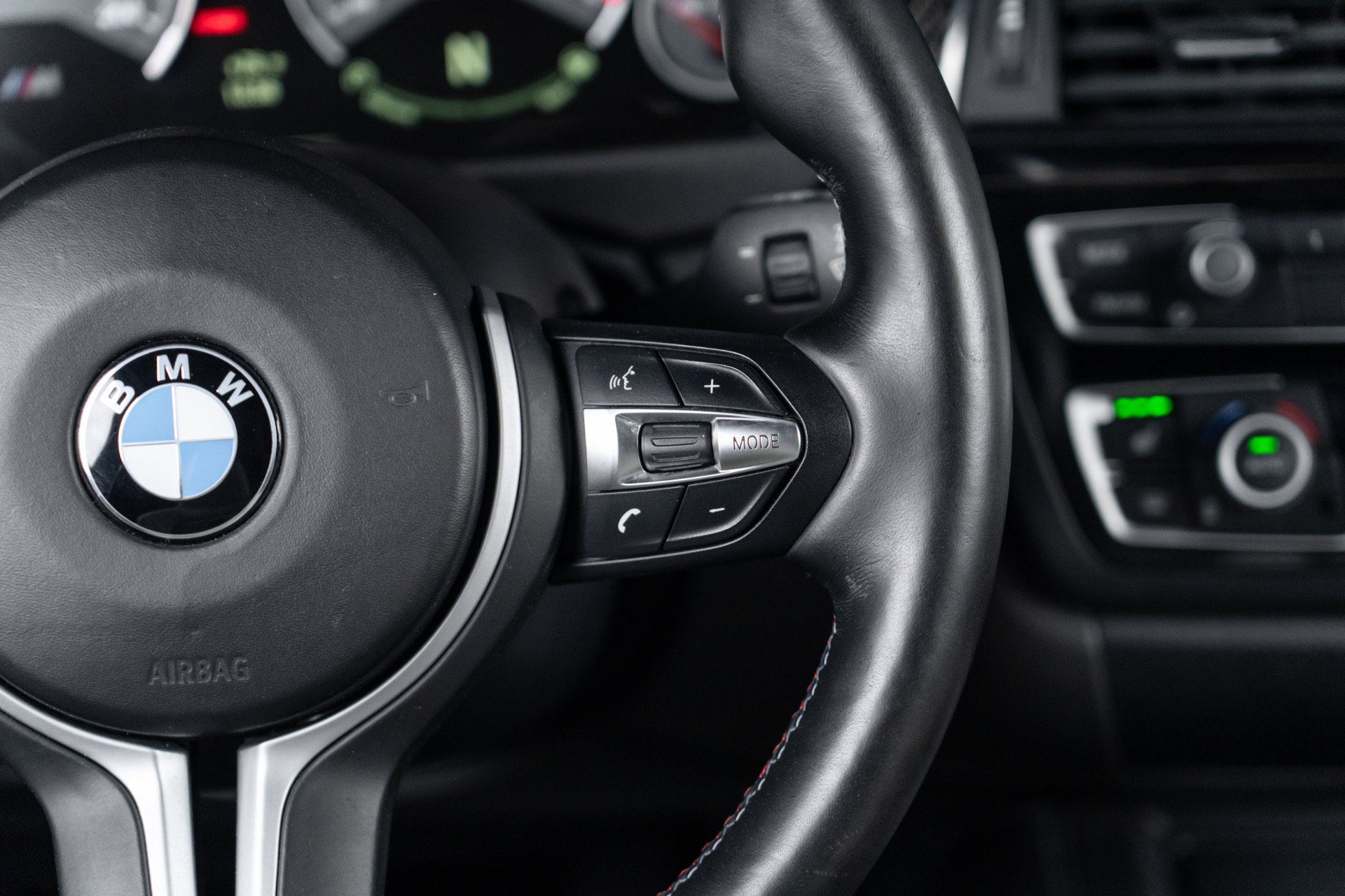 Used 2015 BMW M4 Coupe RWD image 50