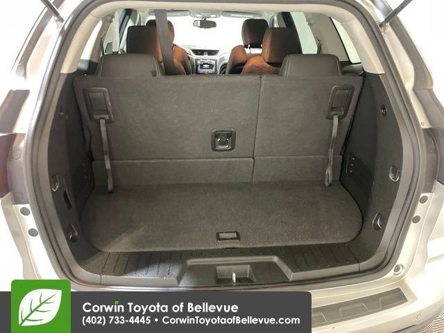 Used 2017 Chevrolet Traverse LT w/ Style and Technology Package image 21