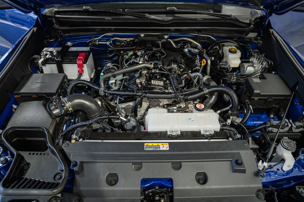 Certified 2025 Toyota Tacoma Limited AWD/4WD image 19