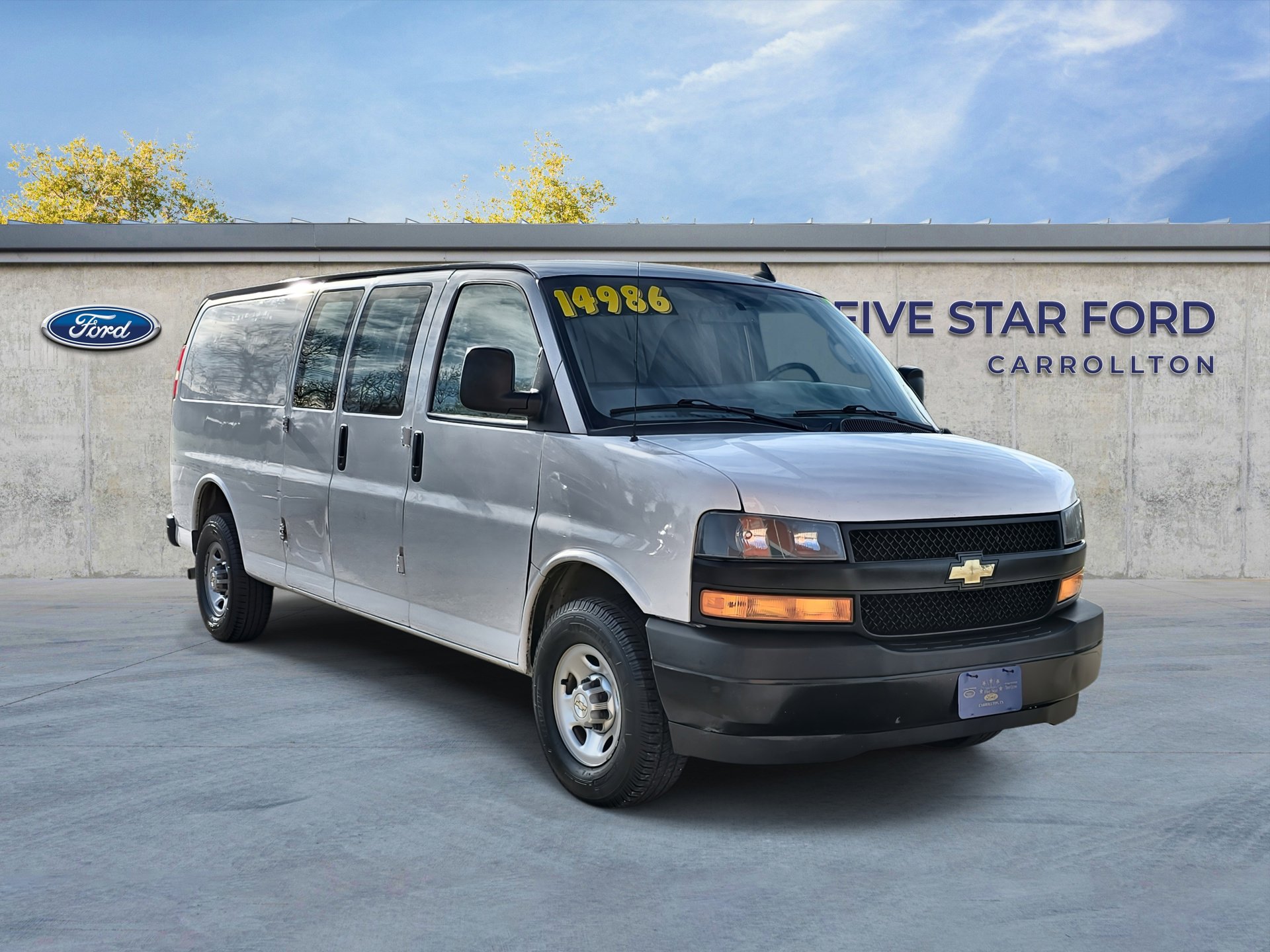 Used 2020 Chevrolet Express 2500 Extended w/ Communications Package image 1