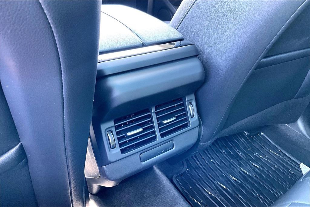 Used 2023 Land Rover Range Rover Evoque S image 33