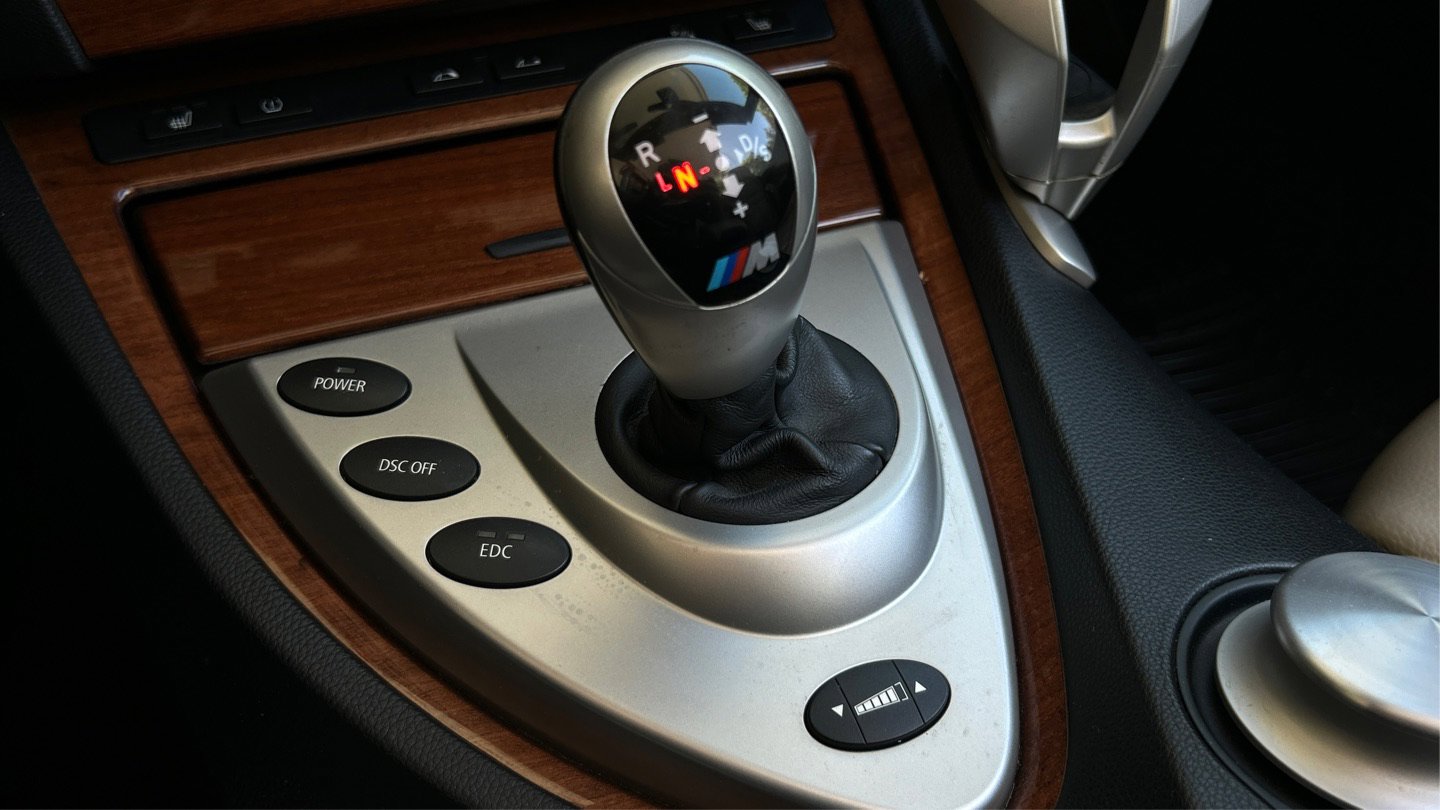 Used 2007 BMW M6 Convertible image 25