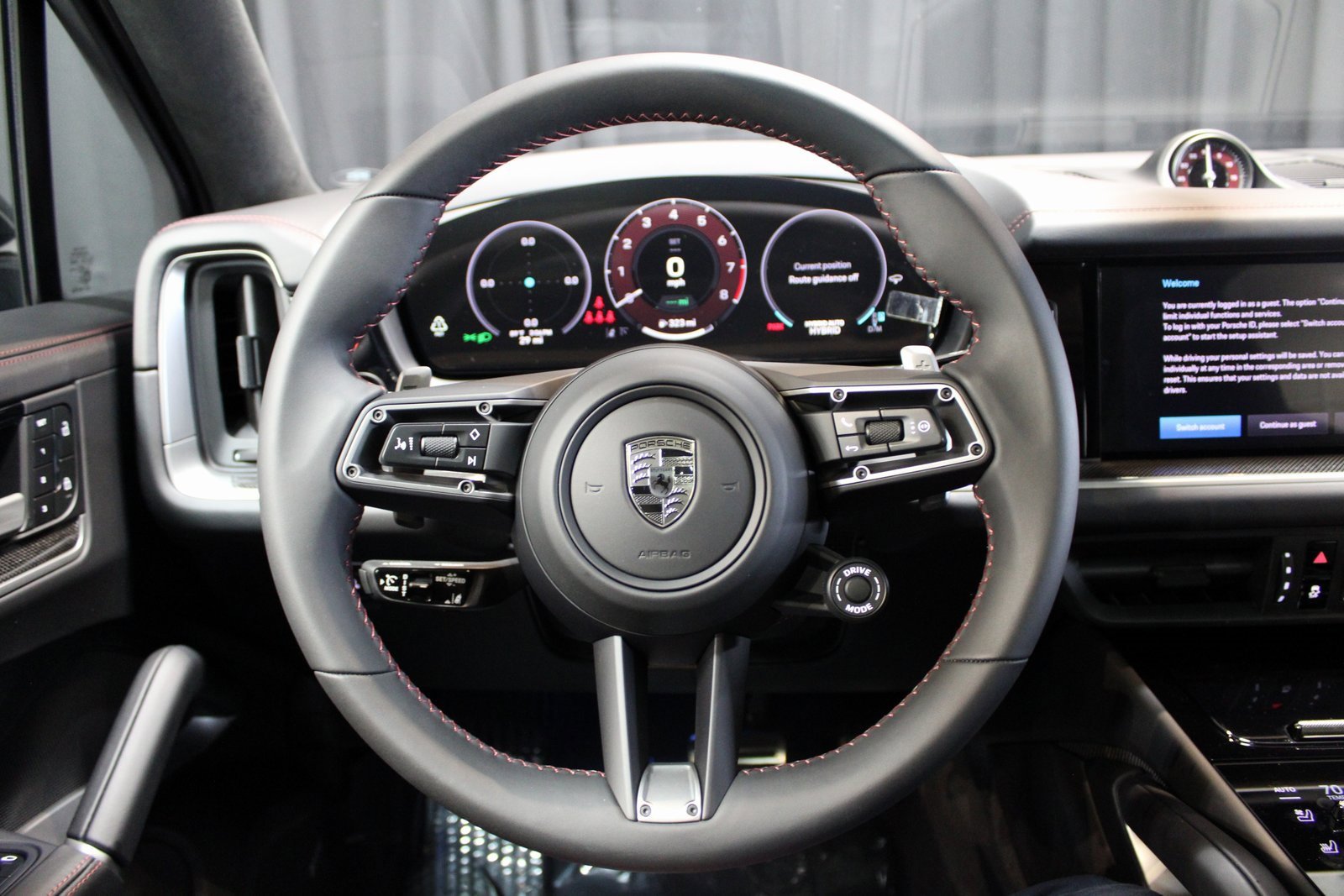 New 2025 Porsche Cayenne Turbo image 27