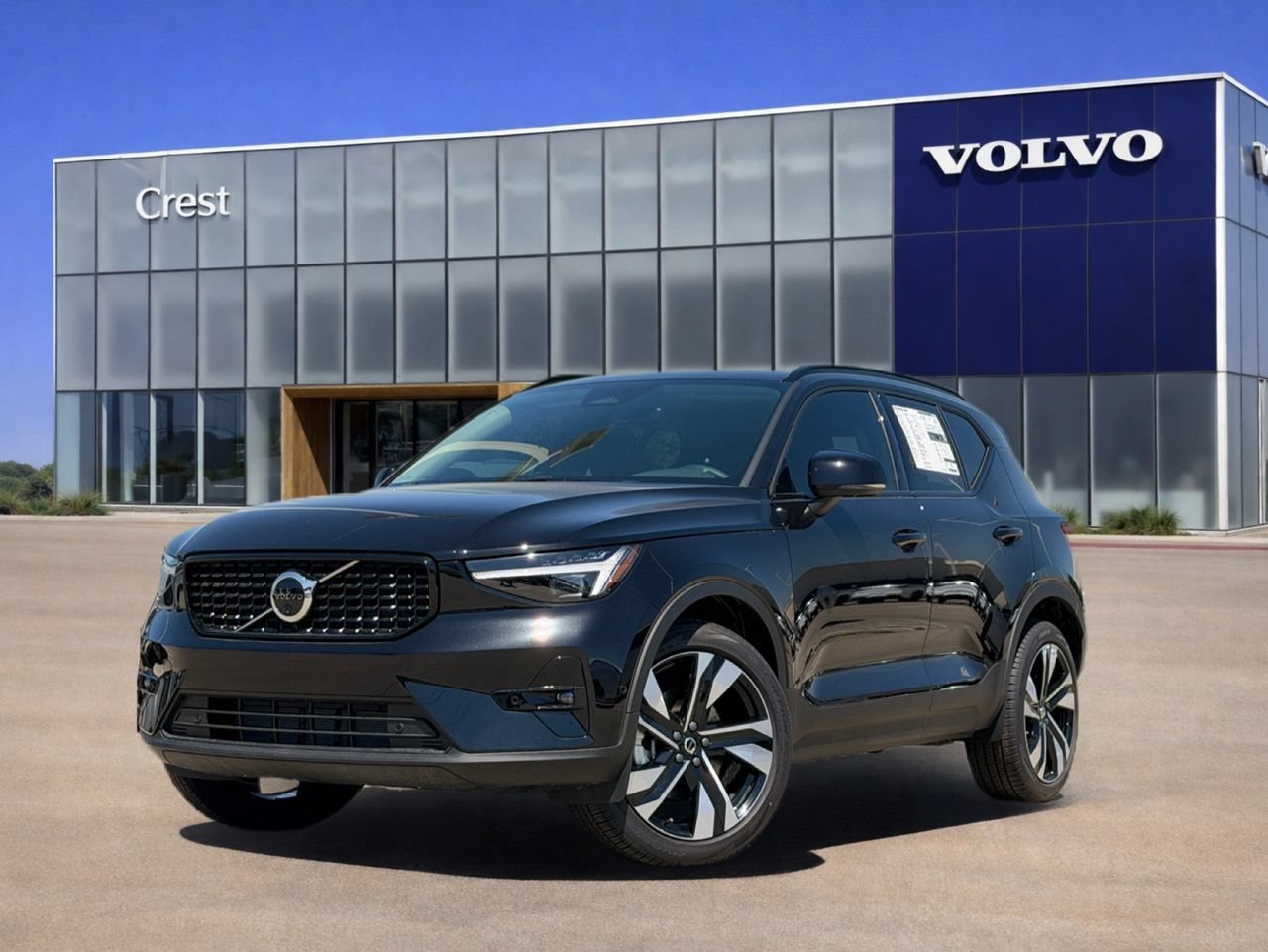 New 2026 Volvo XC40 B5 Plus w/ Climate Package