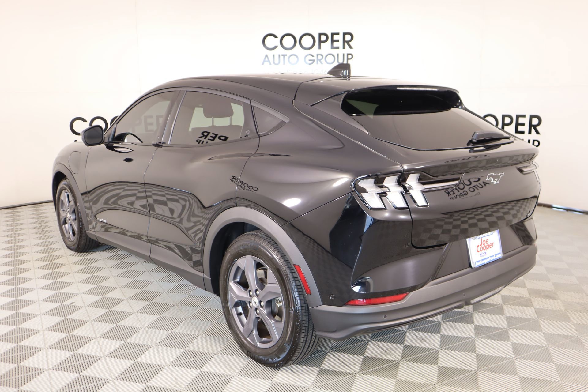 Used 2023 Ford Mustang Mach-E Select image 22