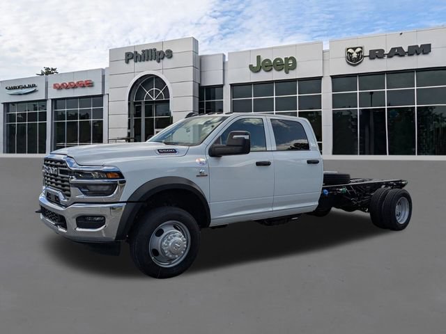 New 2026 RAM 5500 Tradesman w/ Chrome Appearance Group AWD/4WD image 8