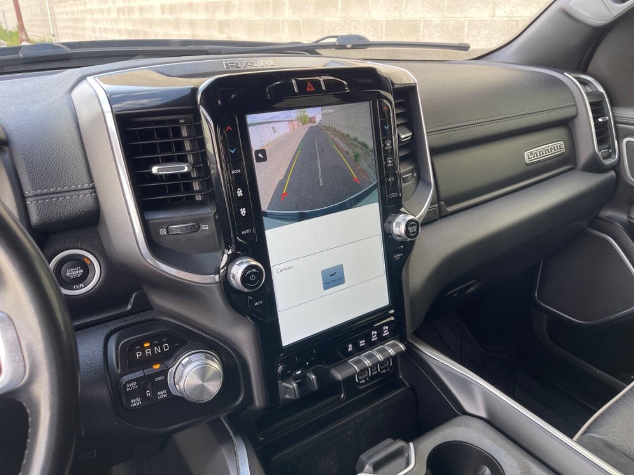 Used 2022 RAM 1500 Laramie w/ Night Edition AWD/4WD image 17