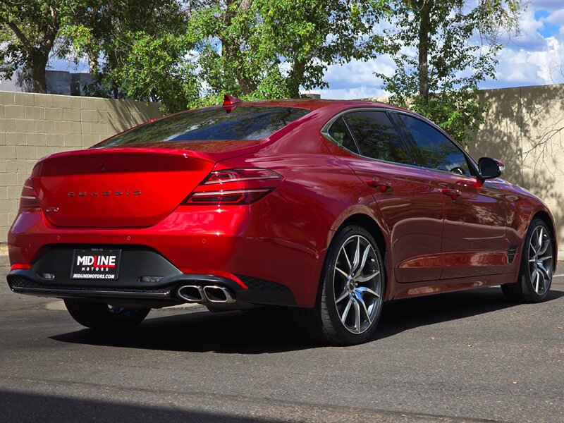 Used 2023 Genesis G70 2.0T w/ Sport Prestige Package RWD image 10