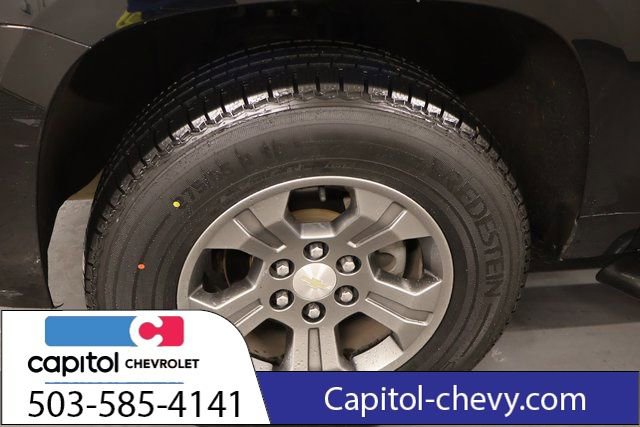 Used 2019 Chevrolet Suburban LT image 7