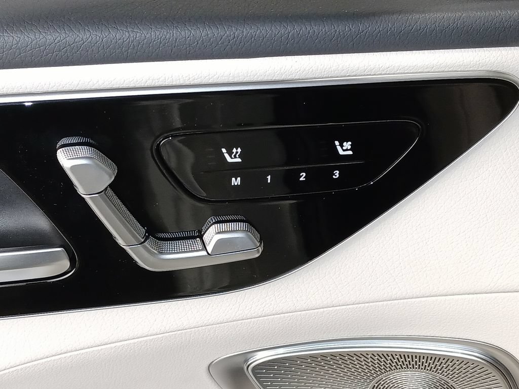 Used 2026 Mercedes-Benz C 300 4MATIC Sedan image 16