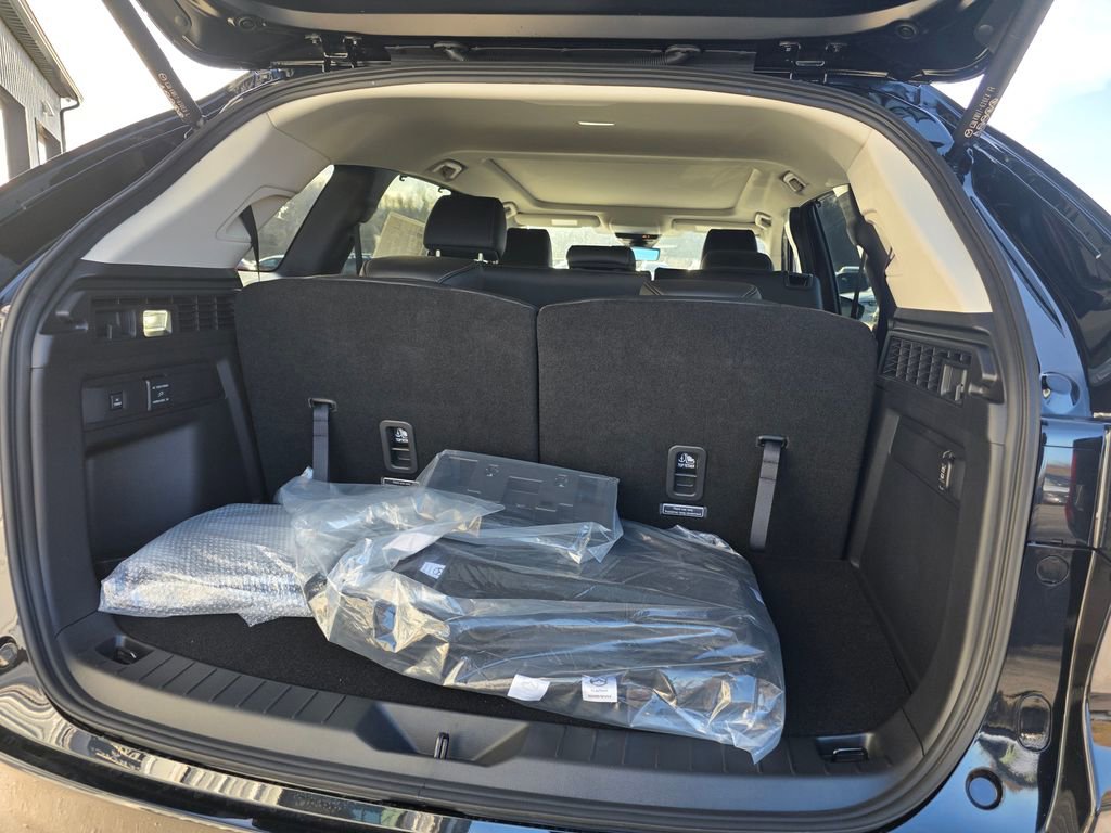New 2026 MAZDA CX-90 Plug-In Hybrid w/Premium Sport image 7