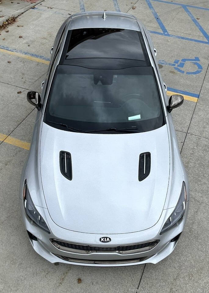 Used 2018 Kia Stinger GT2 image 13