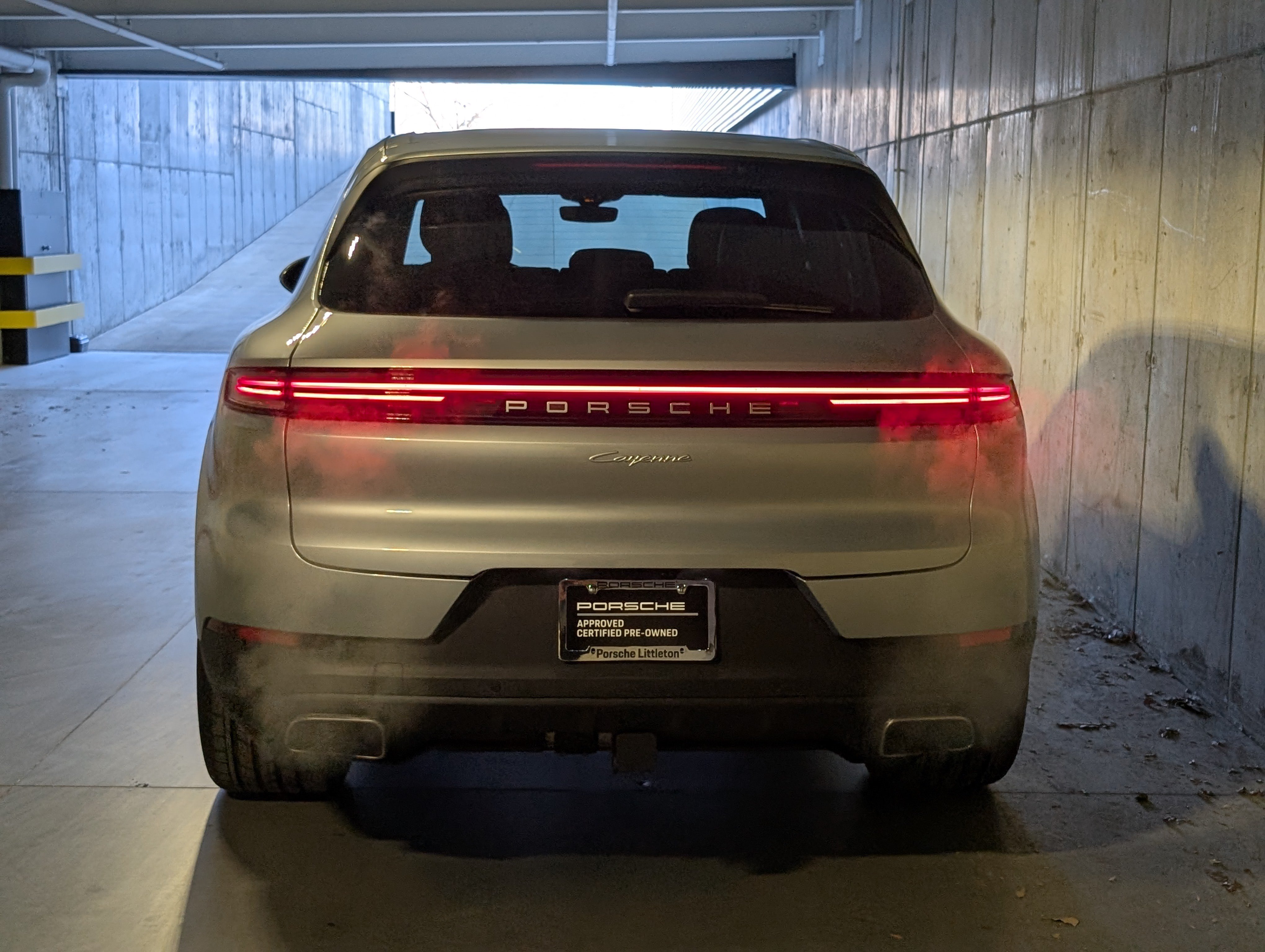Certified 2025 Porsche Cayenne AWD/4WD image 8