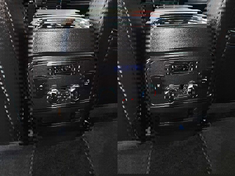 Used 2018 Ford Expedition Max Limited AWD/4WD image 25