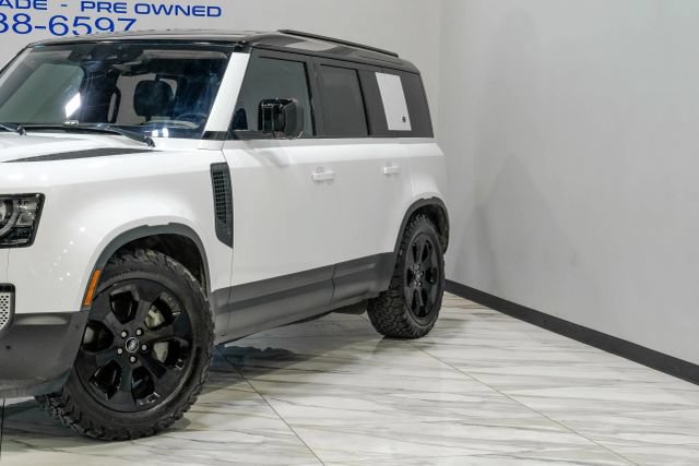 Used 2021 Land Rover Defender 110 SE AWD/4WD image 8