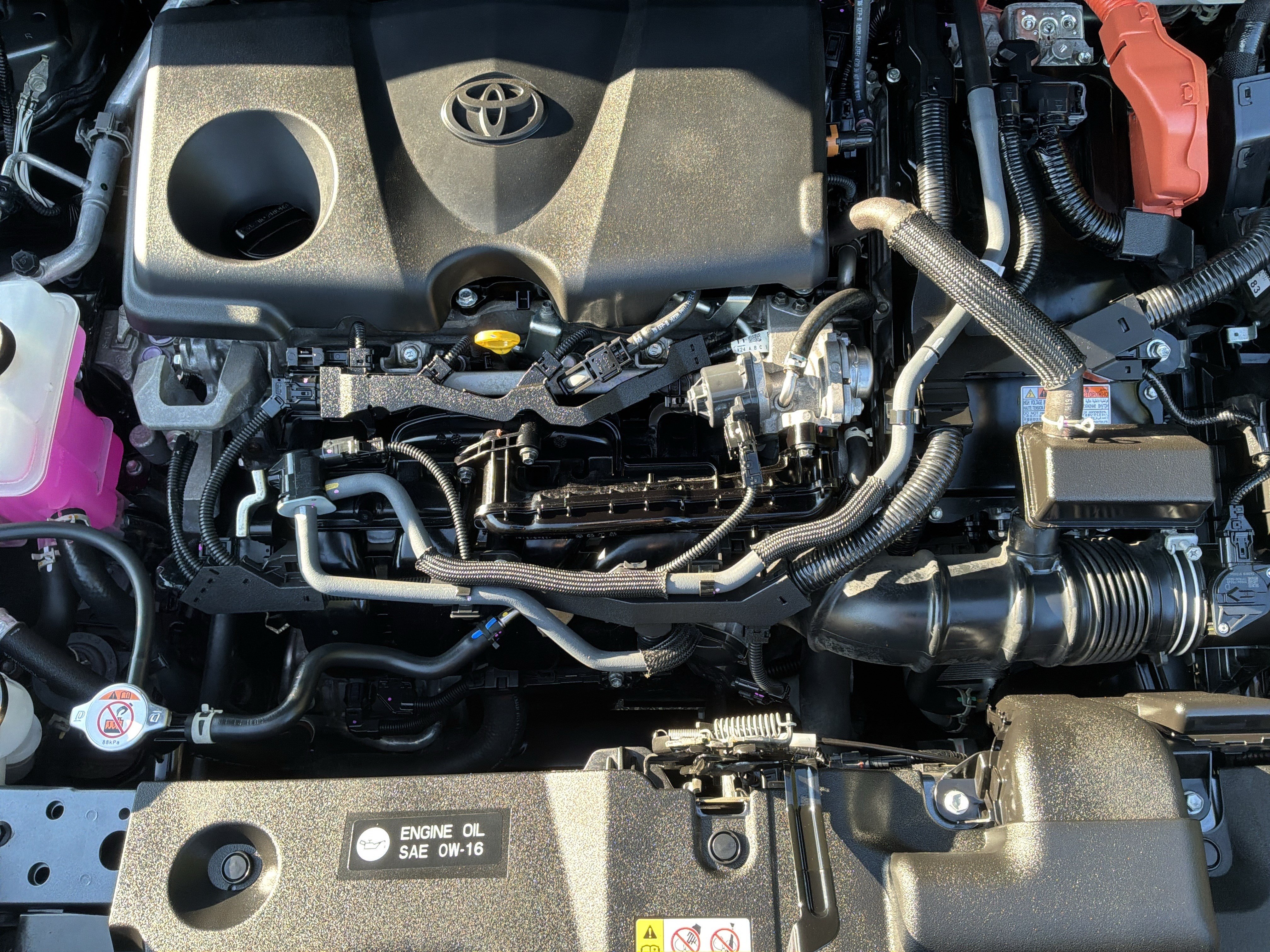 Used 2024 Toyota RAV4 XSE AWD/4WD image 34