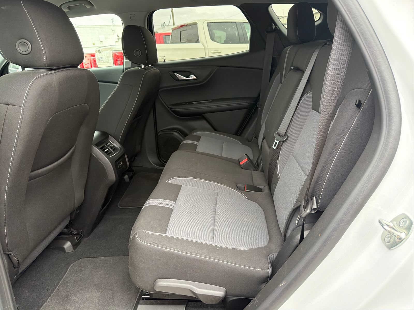 Used 2025 Chevrolet Blazer LT AWD/4WD image 13