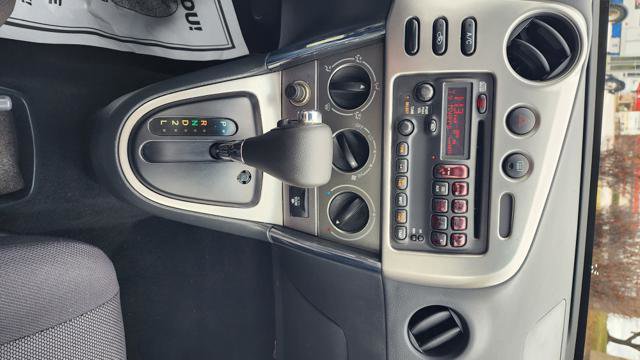 Used 2004 Pontiac Vibe w/ Moon And Tunes Value Package image 20