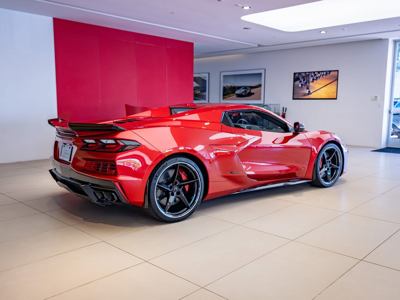 Used 2025 Chevrolet Corvette E-Ray image 29