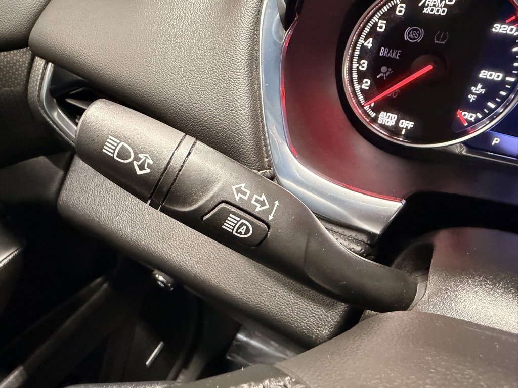 Used 2024 Chevrolet Traverse Premier image 40