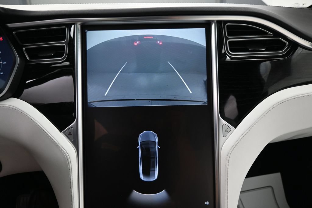 Used 2017 Tesla Model X 75D AWD/4WD image 10