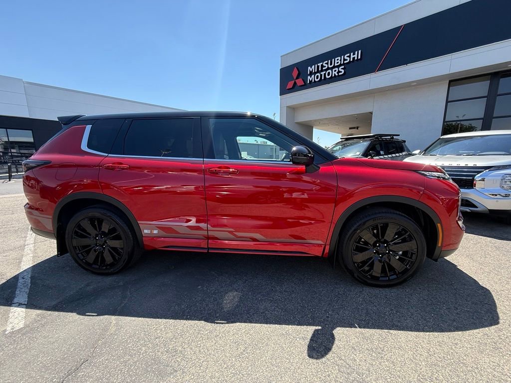 New 2026 Mitsubishi Outlander AWD image 13