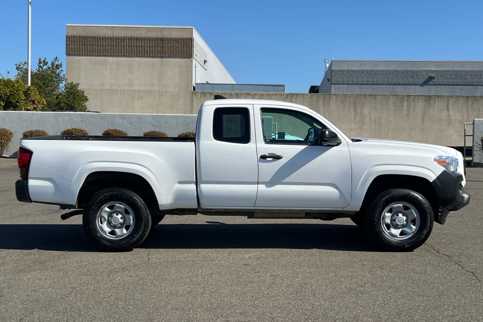 Certified 2022 Toyota Tacoma SR RWD image 6