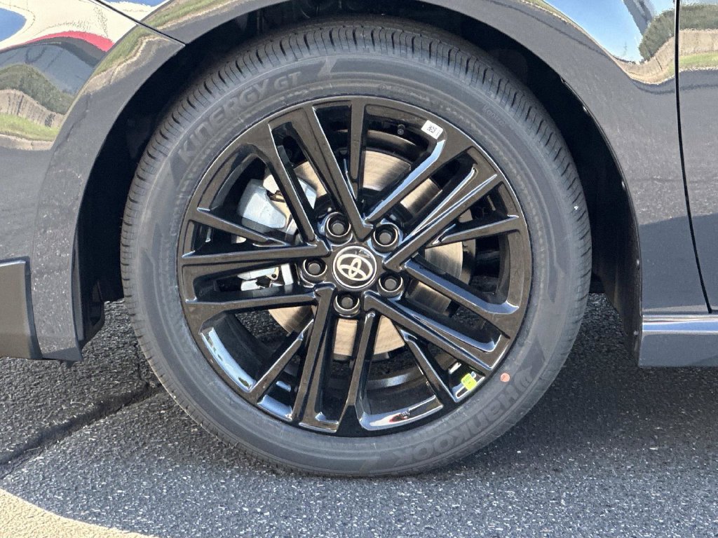 New 2026 Toyota Camry SE AWD/4WD image 8