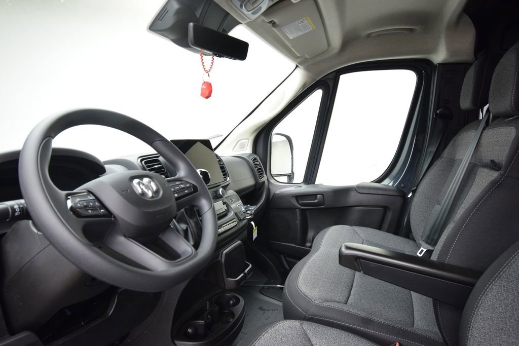 New 2026 RAM ProMaster 3500 w/ Crew Van Package FWD image 32