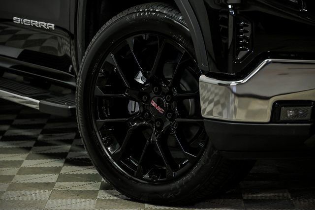 New 2026 GMC Sierra 1500 SLT w/ SLT Premium Package image 3