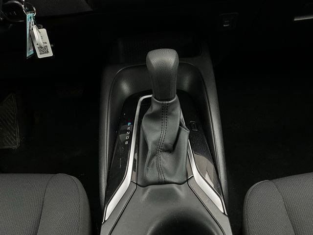 Used 2025 Toyota Corolla LE image 16