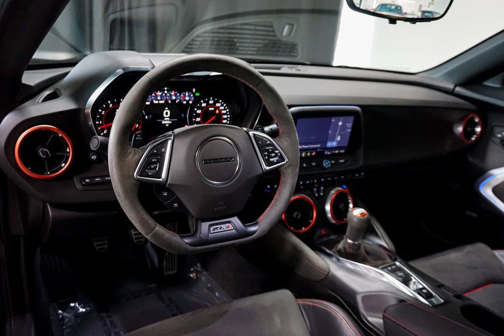 Used 2021 Chevrolet Camaro ZL1 image 10