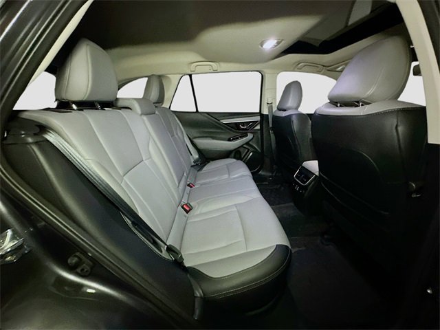 Used 2025 Subaru Outback Limited image 21