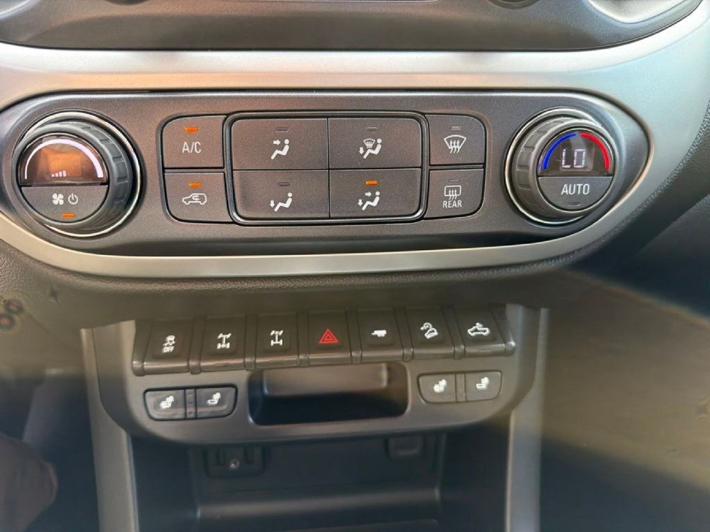 Used 2021 Chevrolet Colorado ZR2 AWD/4WD image 25