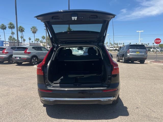 Used 2023 Volvo XC60 B5 Ultimate w/ Climate Package AWD/4WD image 29