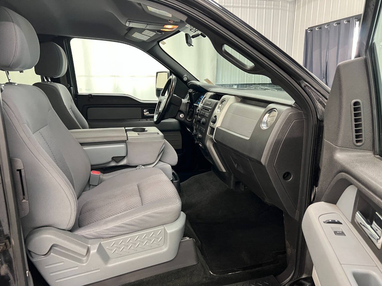 Used 2012 Ford F150 XLT w/ XLT Chrome Pkg AWD/4WD image 10