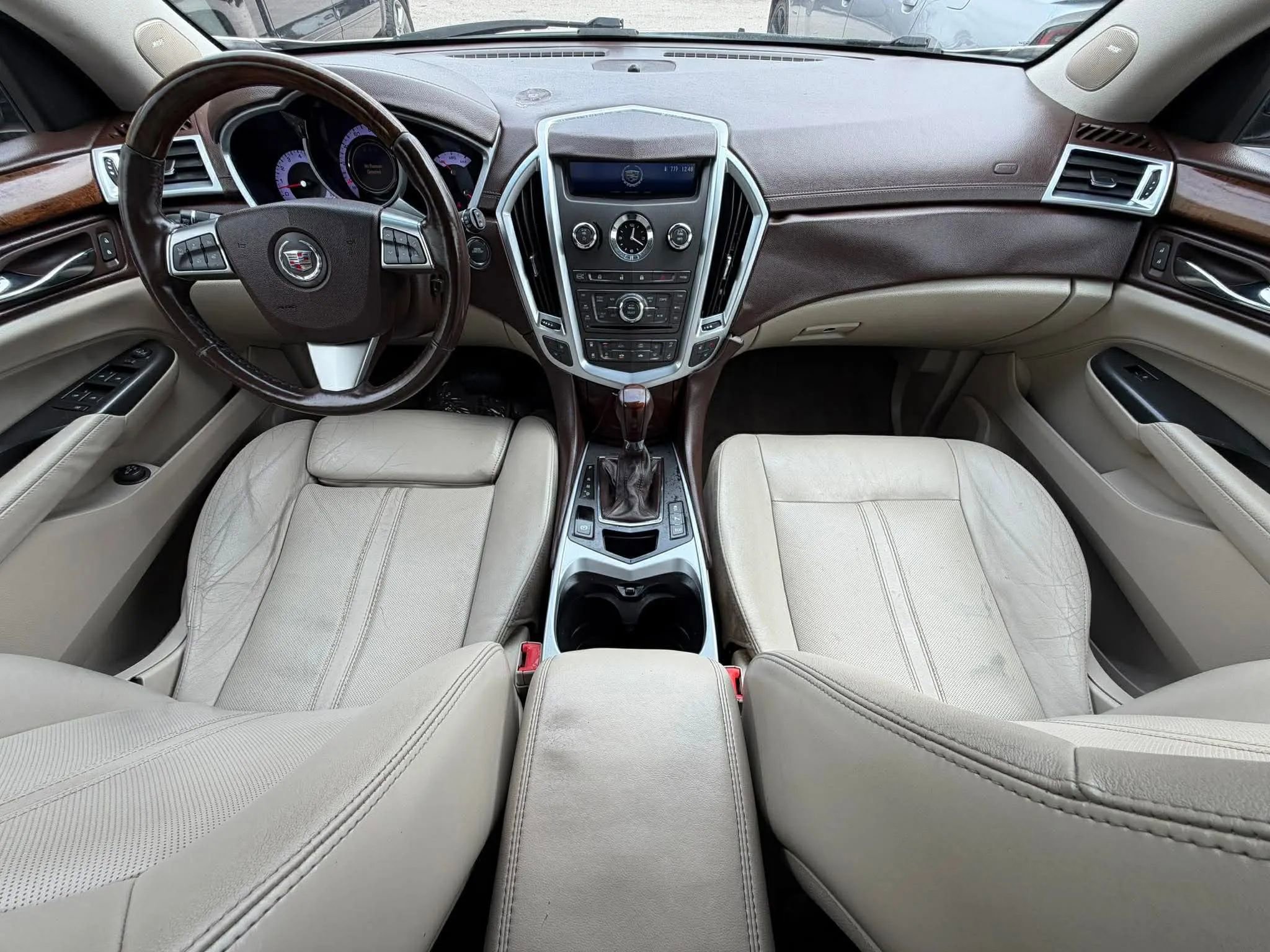 Used 2012 Cadillac SRX Luxury image 25