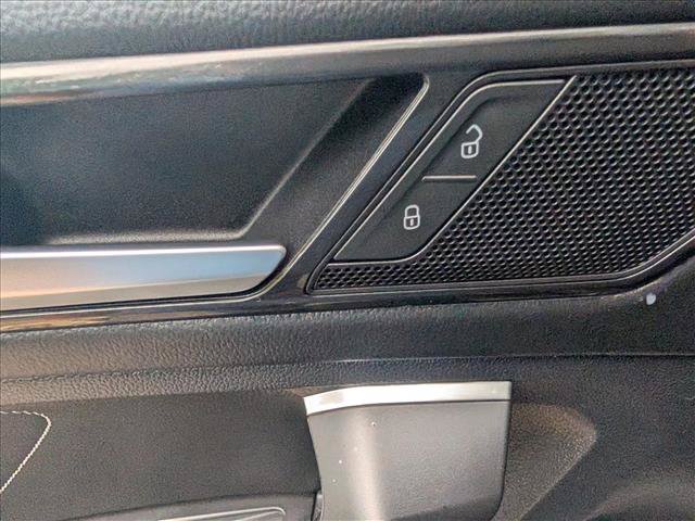 Used 2023 Volkswagen Tiguan SE FWD image 29