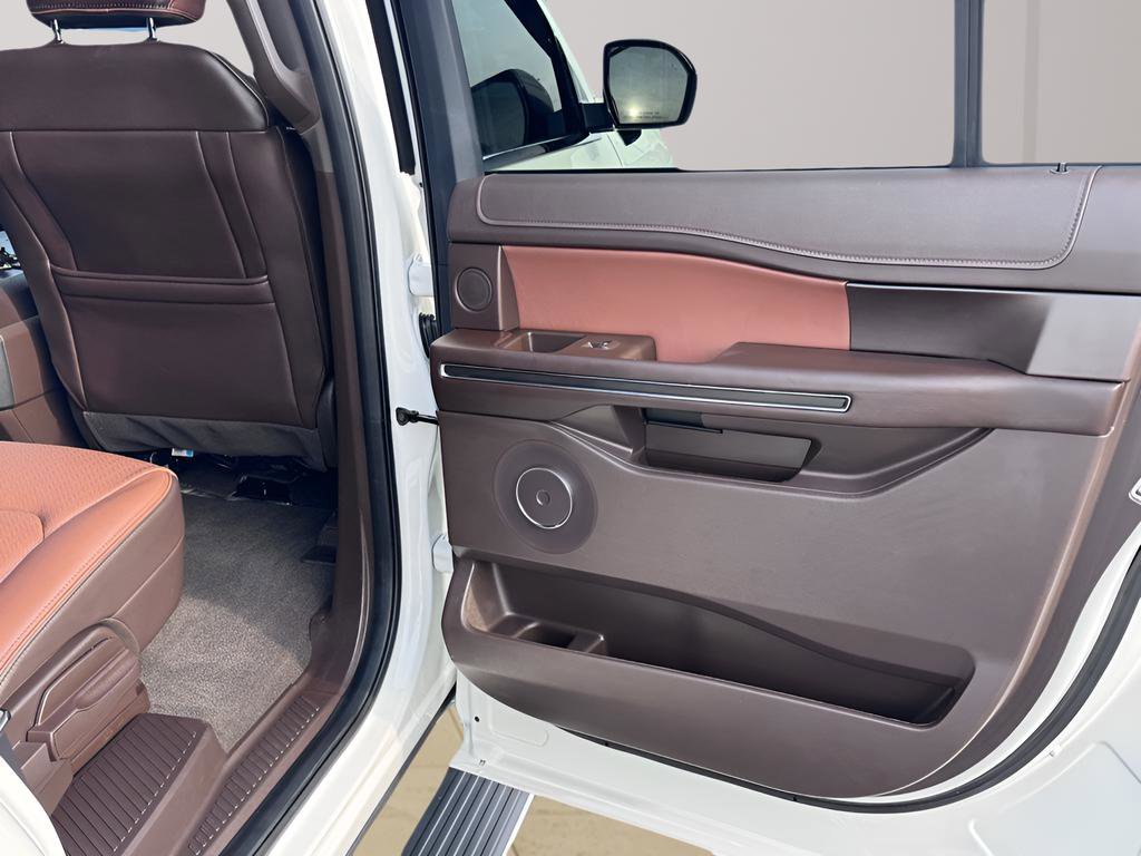 Used 2024 Ford Expedition Max King Ranch image 34