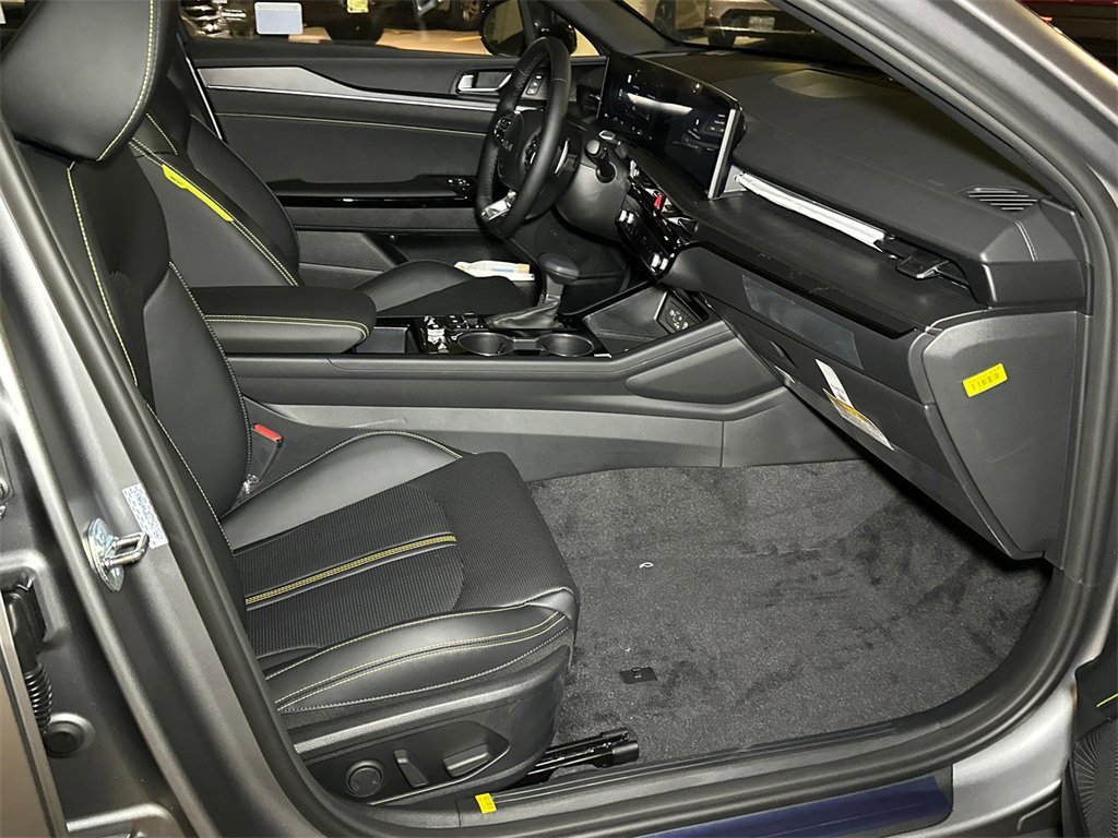 New 2026 Kia K5 GT image 8