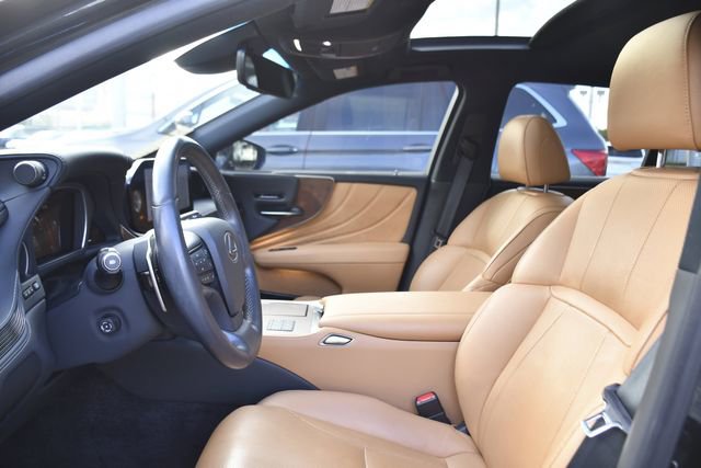 Used 2023 Lexus LS 500 image 23
