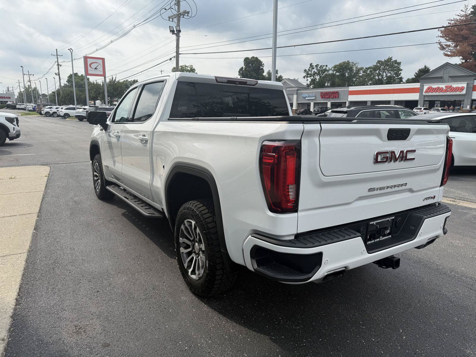 Used 2019 GMC Sierra 1500 AT4 w/ Technology Package AWD/4WD image 6