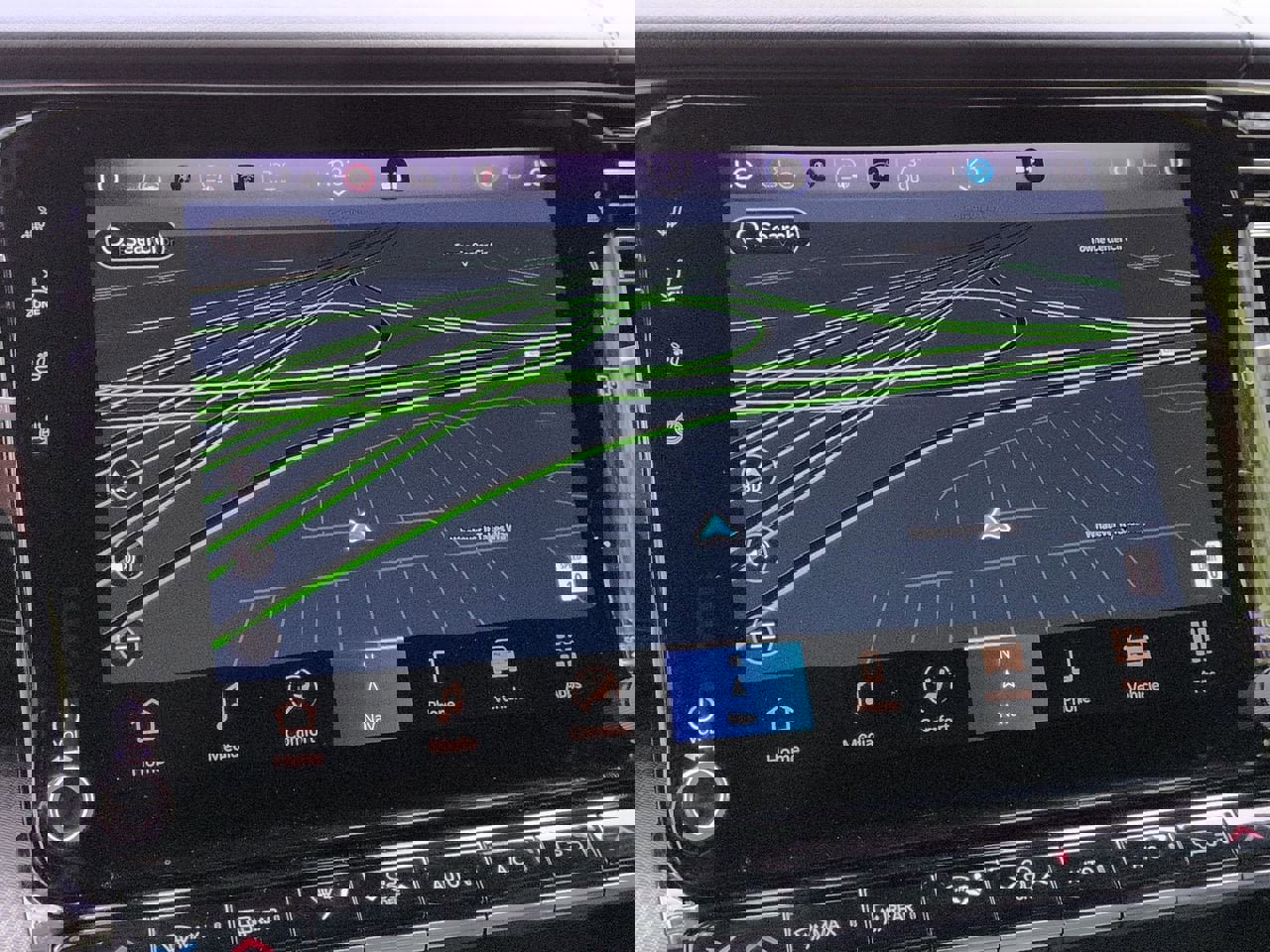 Used 2024 Jeep Grand Wagoneer L Series II w/ Quick Order Packagew 28T AWD/4WD image 15